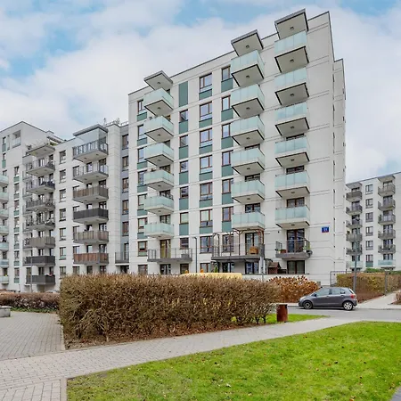 Bright With Parking Near The Pge National Stadium By Renters Варшава