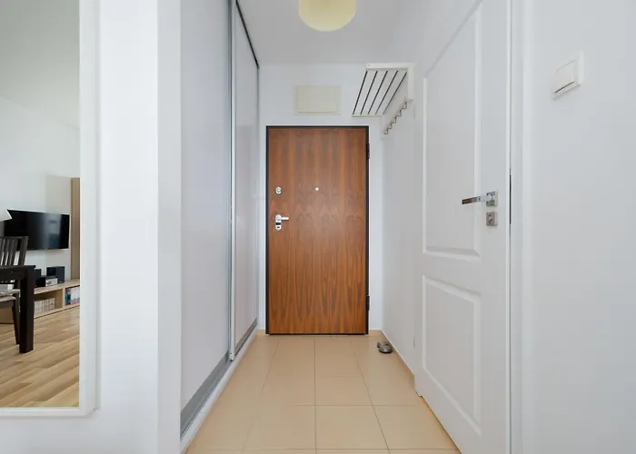 Bright With Parking Near The Pge National Stadium By Renters Apartament *